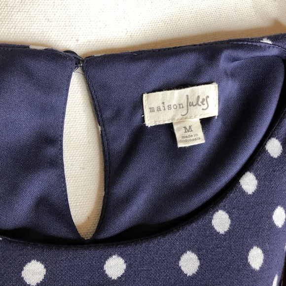 Polka dot Midi Dress - Picture 6 of 7